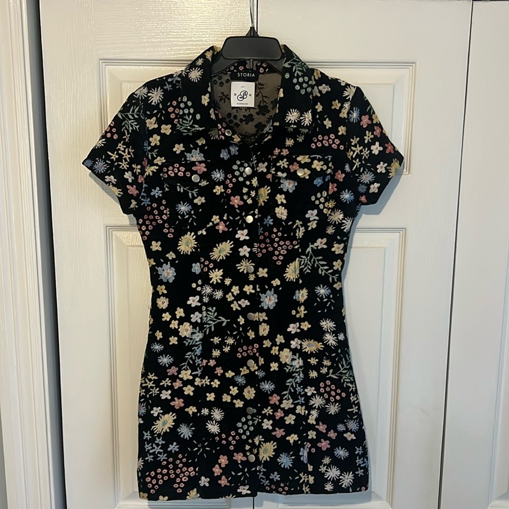 STORIA Black Floral Mini Dress